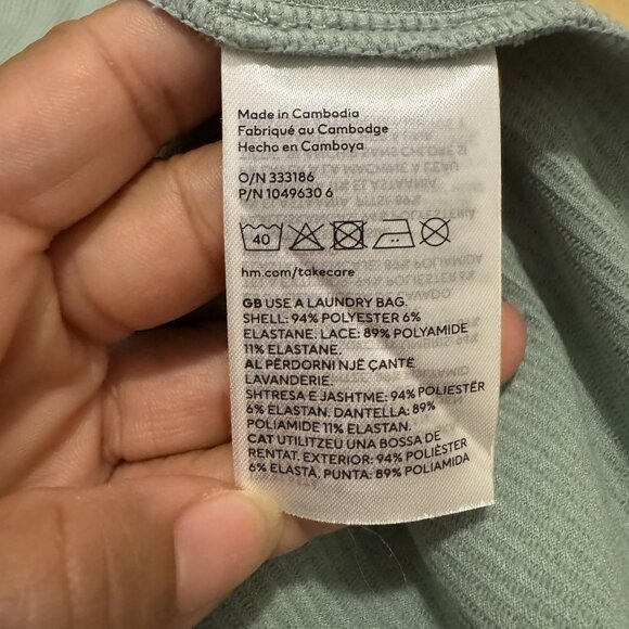 H&M DIVIDED Women's Sleeveless V-Neck Ribbed Knit Green Mini Dress Size M - Picture 9 of 9